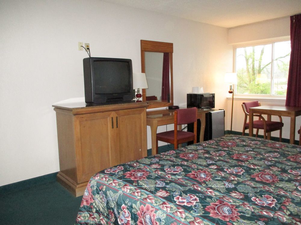 Motel 6-New Stanton, Pa Exteriör bild