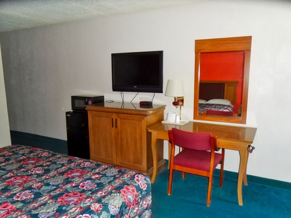 Motel 6-New Stanton, Pa Exteriör bild