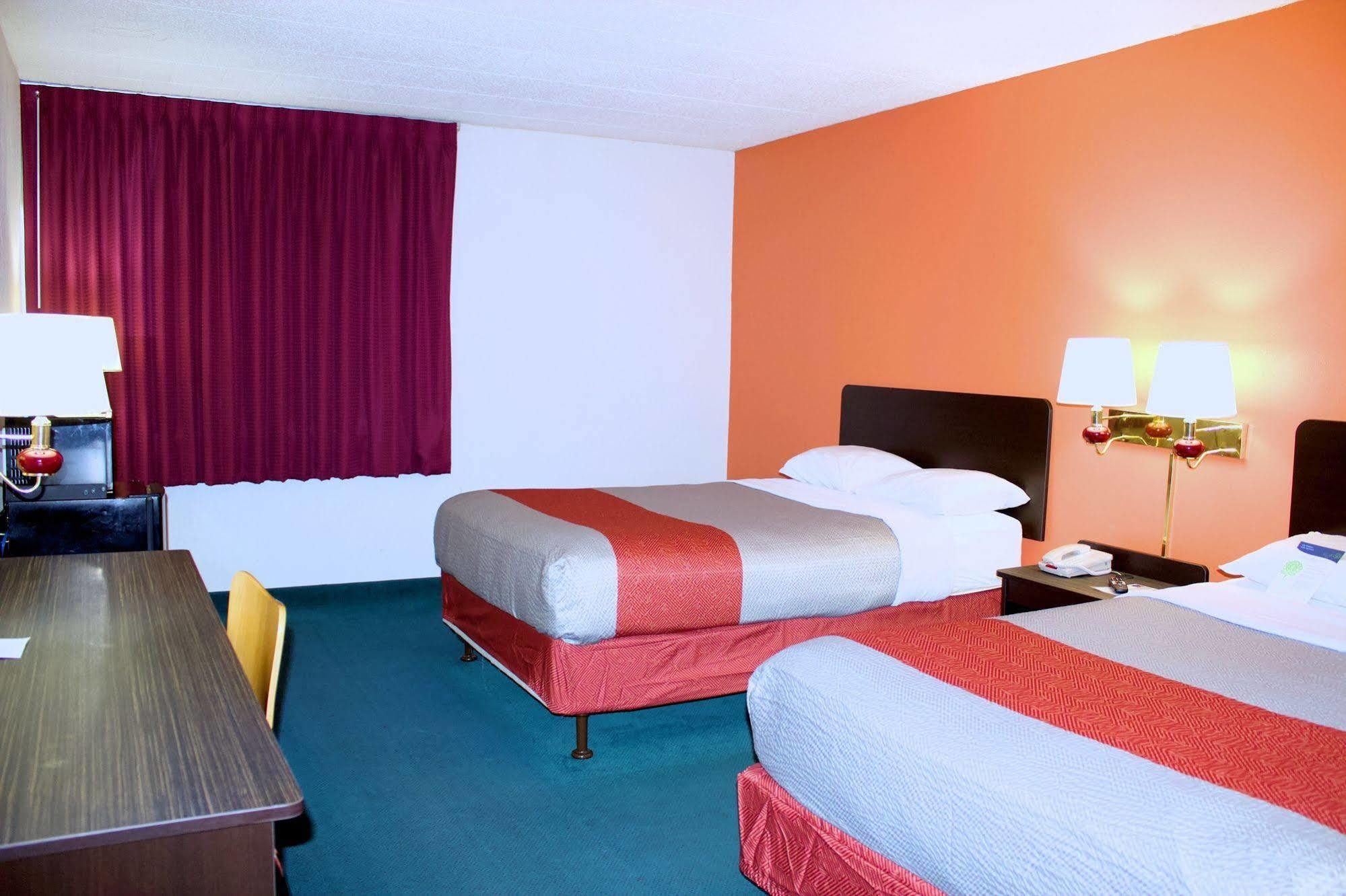 Motel 6-New Stanton, Pa Exteriör bild