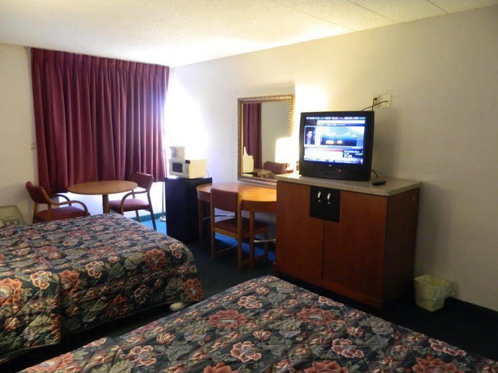 Motel 6-New Stanton, Pa Exteriör bild