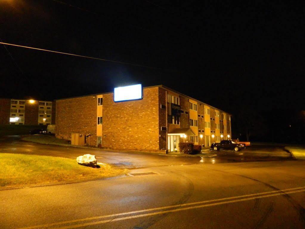 Motel 6-New Stanton, Pa Exteriör bild